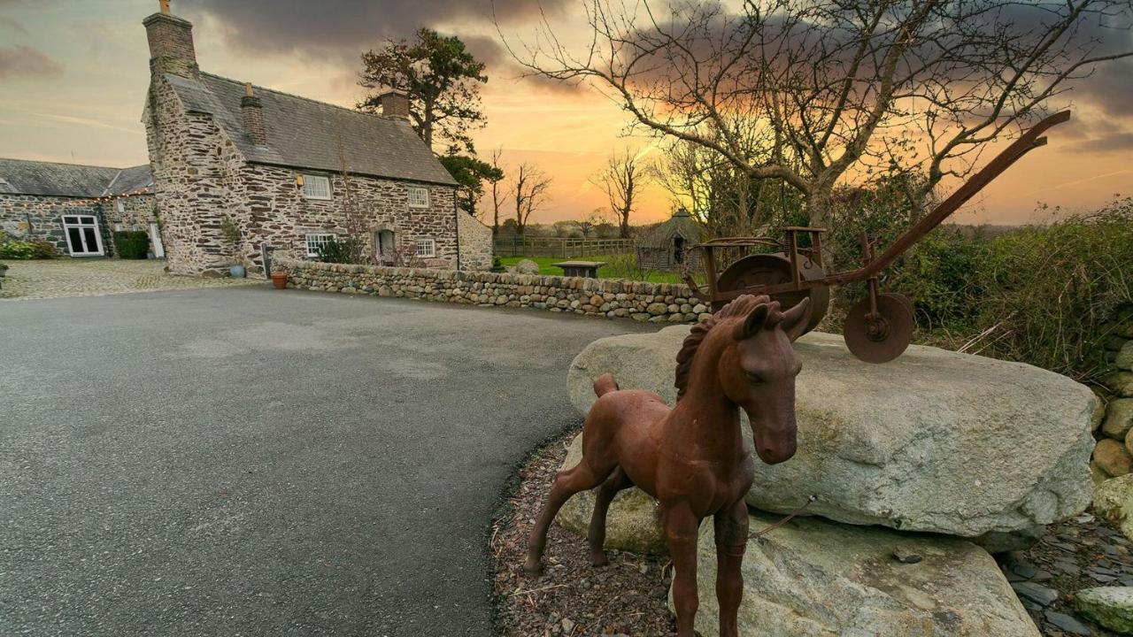 Tal Y Bont Uchaf Villa Bangor  Exterior photo