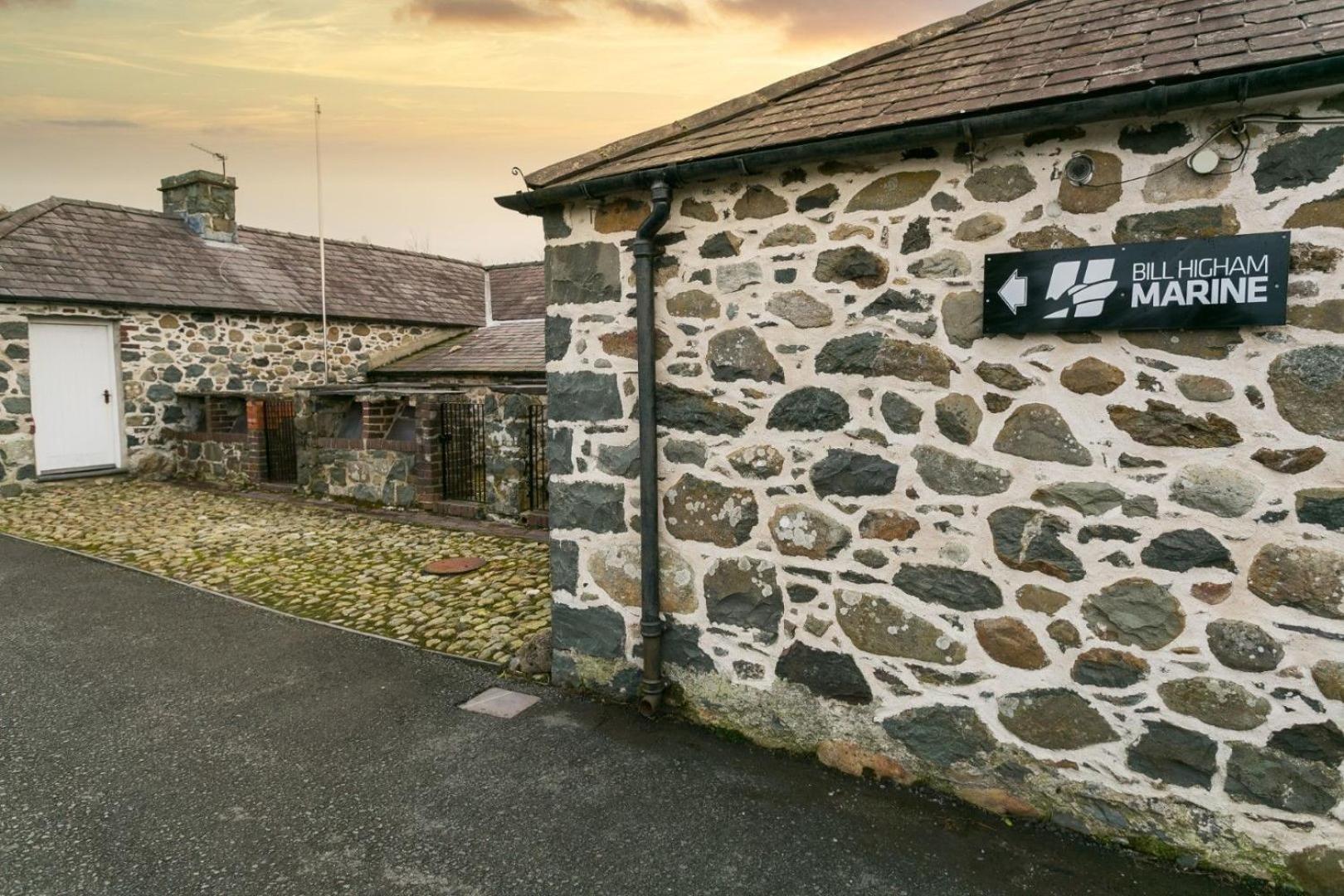 Tal Y Bont Uchaf Villa Bangor  Exterior photo